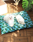 Hawaiian Leaf Pattern Waterproof Dog & Cat Mat – Durable & Large Pet Bed