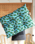 Hawaiian Leaf Pattern Waterproof Dog & Cat Mat – Durable & Large Pet Bed