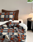 Refined Plaid Faux Lambswool Throw Blanket with Pom-Poms – Cozy & Stylish Home Décor