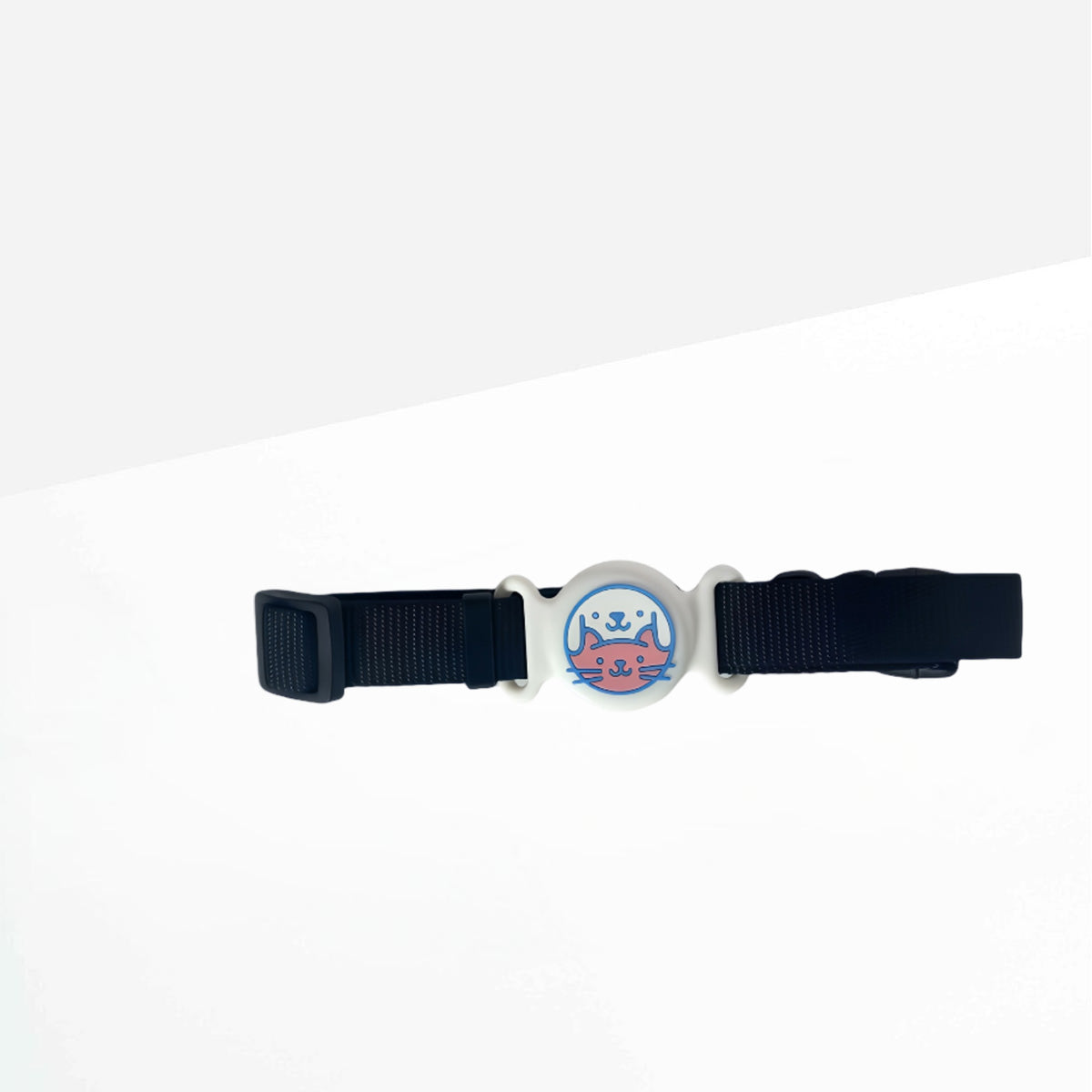 PawTracker GPS Pet Tracker – Real-Time Location for Dogs &amp; Cats