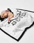 Reversible Black & White Printed Dog & Cat Blanket – Dual-Sided Comfort