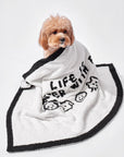 Reversible Black & White Printed Dog & Cat Blanket – Dual-Sided Comfort