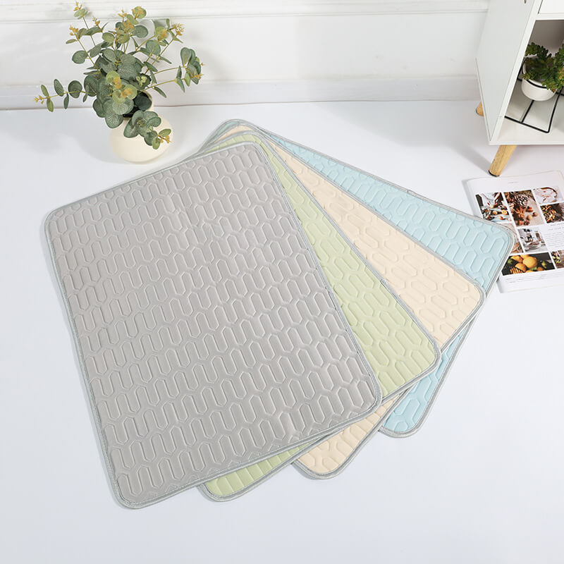 Cooling Ice Silk Dog &amp; Cat Mat – Washable, Non-Slip &amp; Breathable