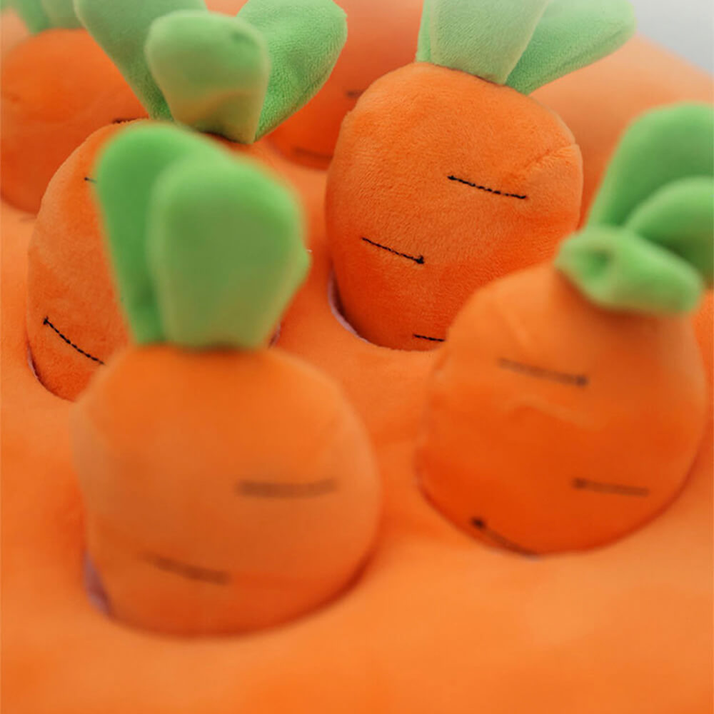 Squeaky Carrot Snuffle Toy – Interactive Enrichment for Dogs