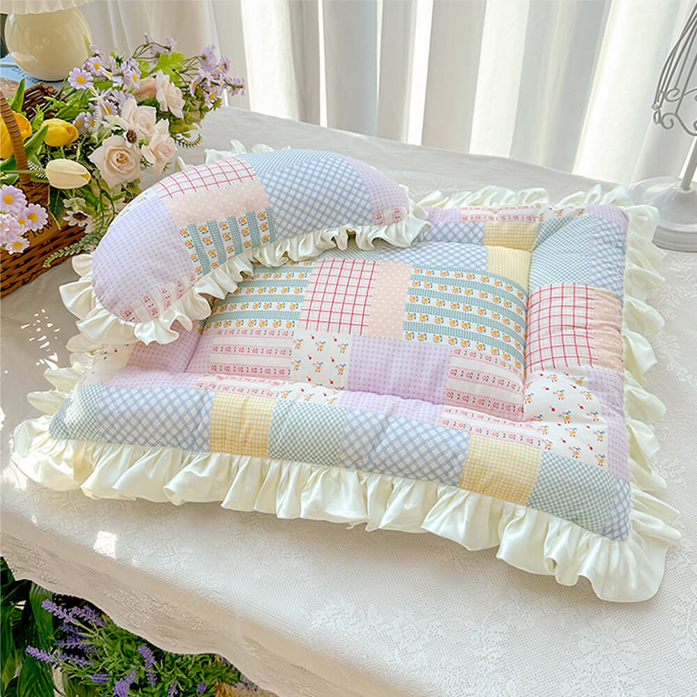 Vintage Floral Patchwork Ruffled Dog &amp; Cat Mat Matching Pillow