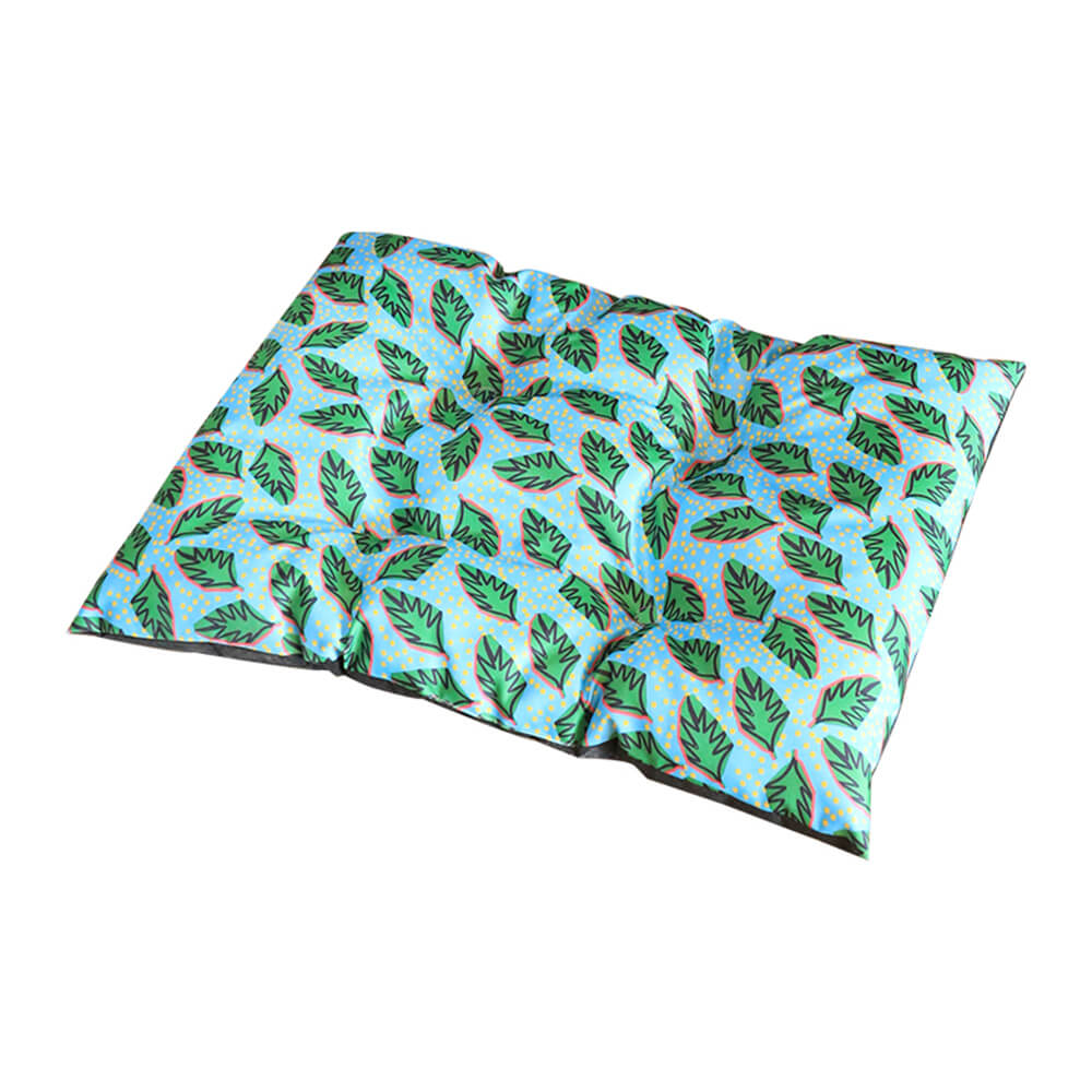 Hawaiian Leaf Pattern Waterproof Dog &amp; Cat Mat – Durable &amp; Large Pet Bed