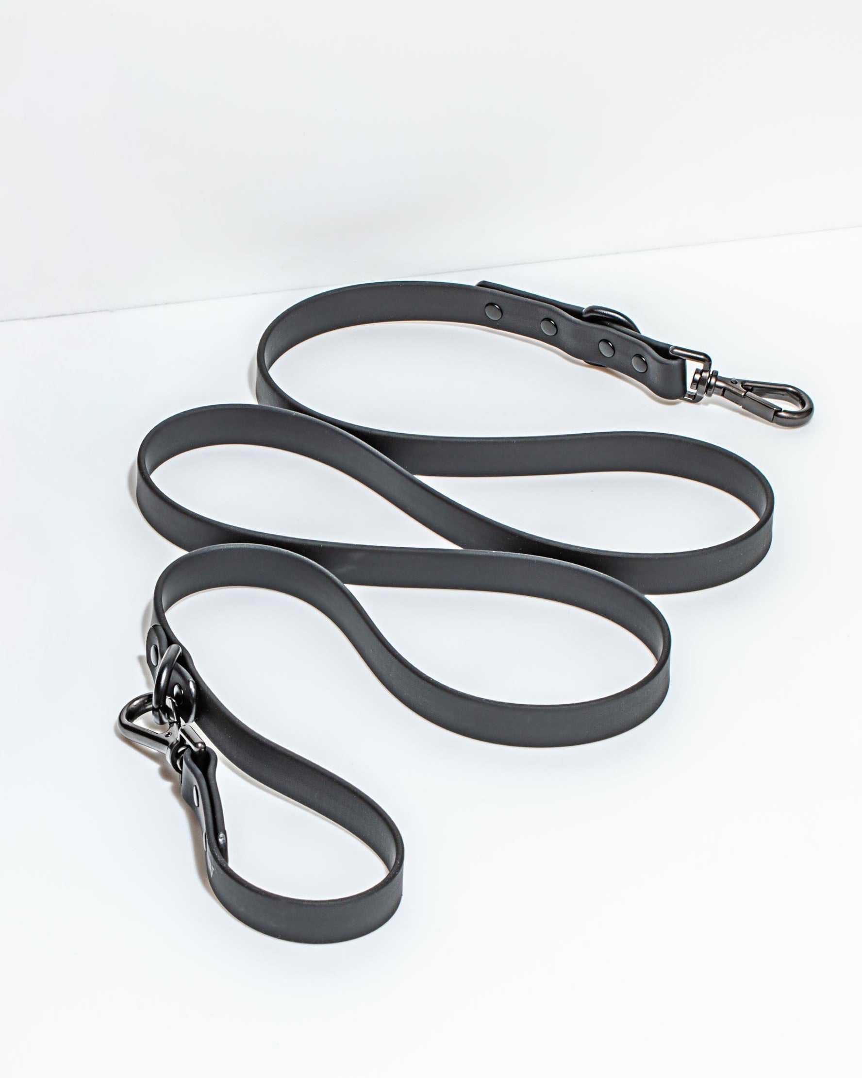 Durable Pet Leash – Comfortable &amp; Secure Walking Lead