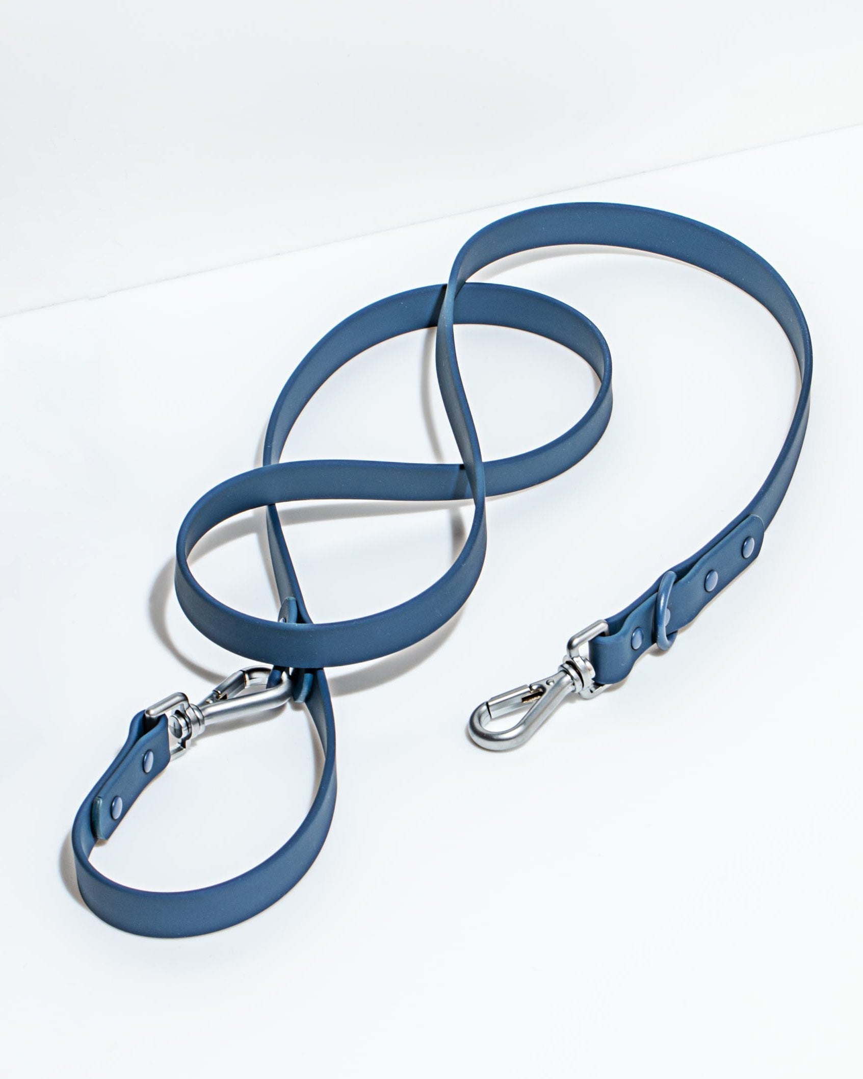 Durable Pet Leash – Comfortable &amp; Secure Walking Lead