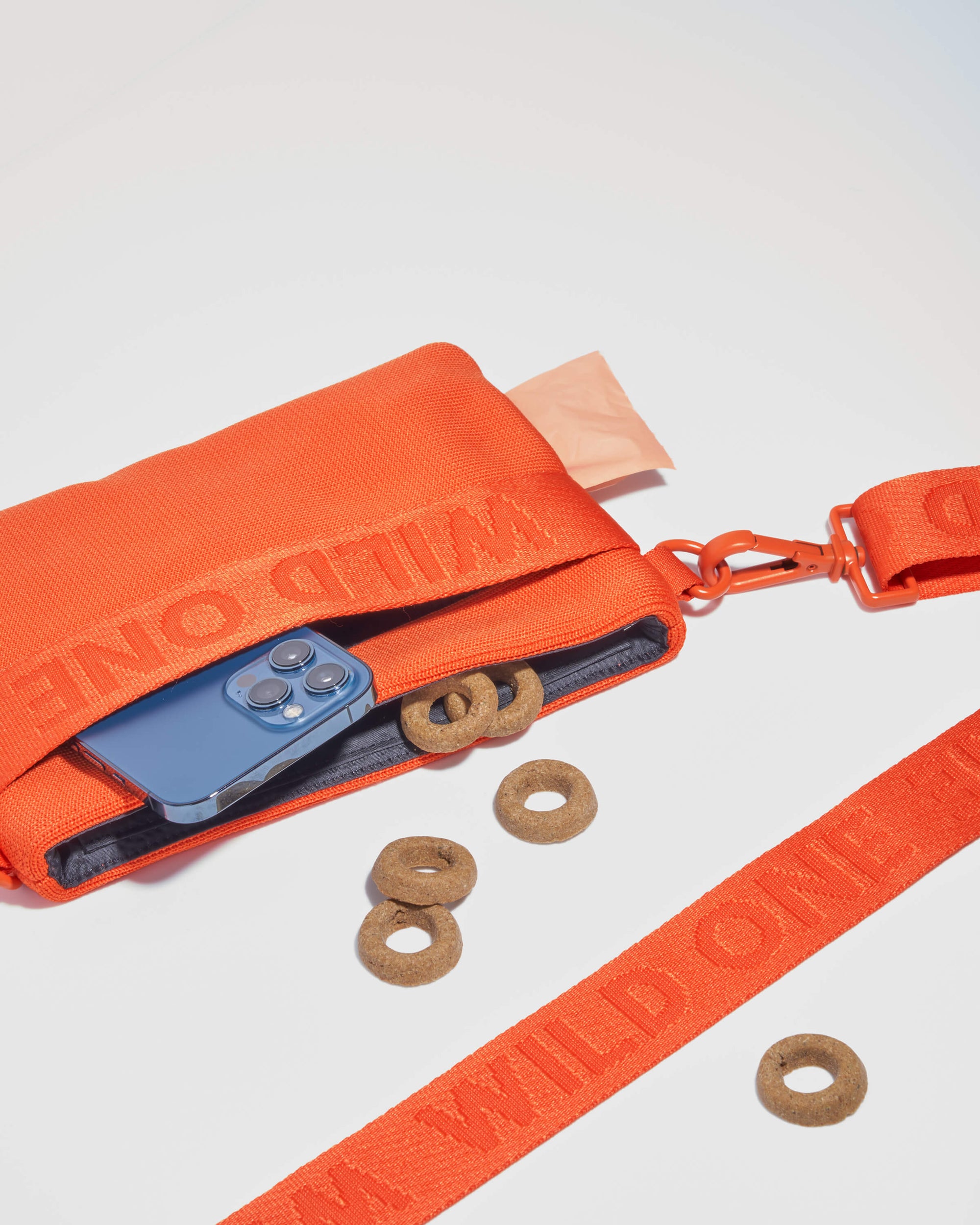 Treat Pouch – Convenient Pet Training Snack Bag