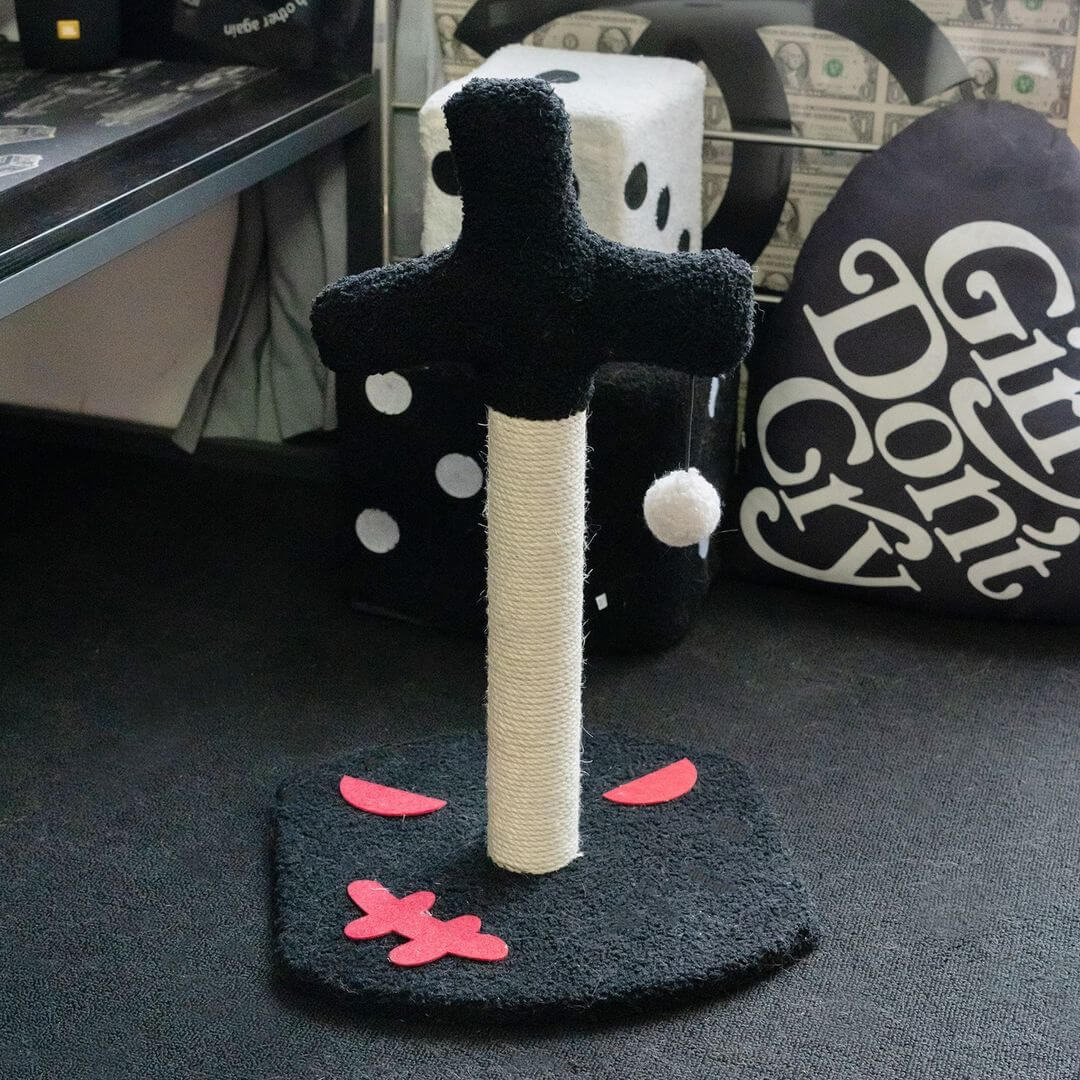 Gothic Design Cat Scratcher - Pawhearth